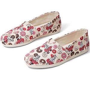 Tom’s Randy’s Donuts Slip On Canvas Woman’s Shoes In The Color Natural NWT 12